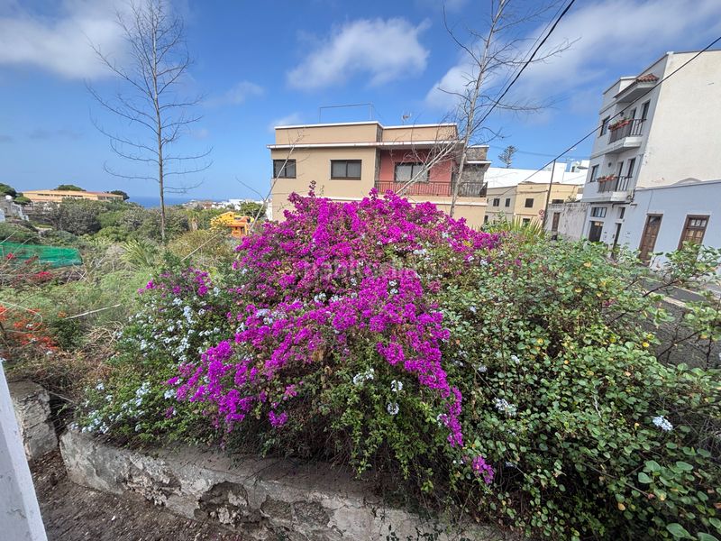 Foto a22d88d1-8b04-4124-8efb-afaccad0d3a0. Casa se vende hermosa casa en buena vista del norte en Buenavista del Norte