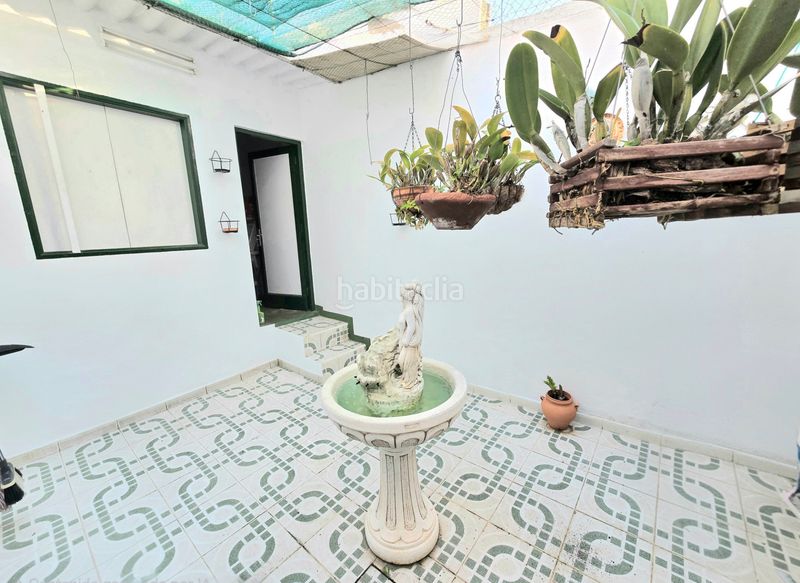 Foto 2281f6e8-4289-472b-8e4b-fcd3b823ef86. Casa adossada a Centro Orotava (La)