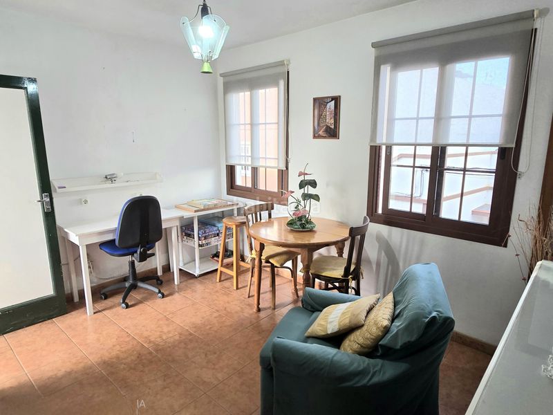 Foto df2fd0b8-8959-4f62-b768-aabfdbe009d3. Casa adossada a Centro Orotava (La)