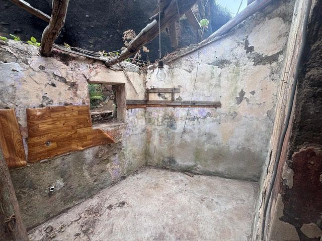 Foto 7e5b3a08-1fd1-4ea5-b580-3c0e8c857707. Casa  independiente con potencial en ubicación privilegiada en Buenavista del Norte