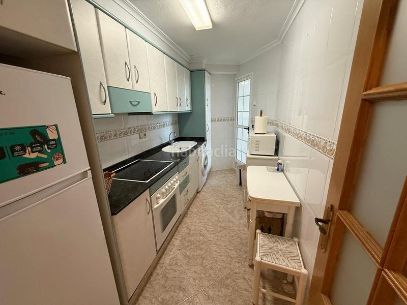 Foto b54ca46e-a701-4b7f-afe6-2f1f7bae7917. Piccolo appartamento in avenida de niza 30 in Playa de San Juan Alicante