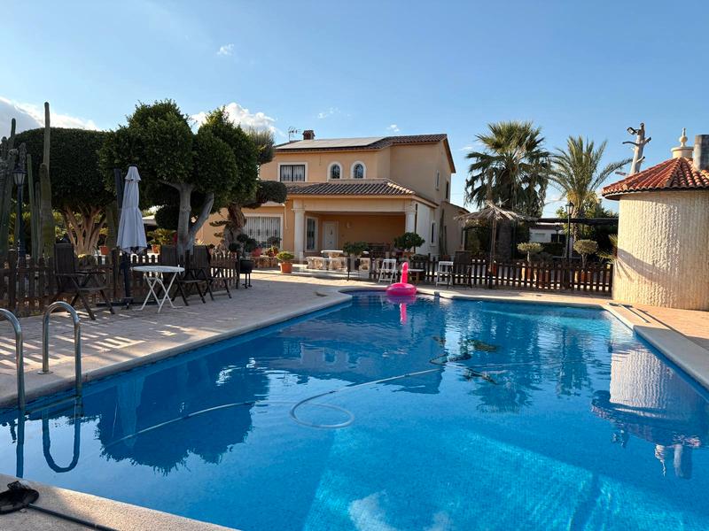 Foto 5b690918-c667-491b-89a8-5d1f77e8031f. Chalet dans partida maitino 1051 dans Alzabares Elche / Elx