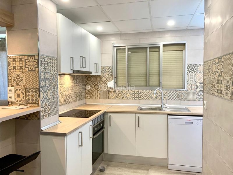 Foto b91ddd78-f36b-429e-9543-687e2ea523b8. Appartement dans avenida doctor rico 20 dans San Blas Alicante