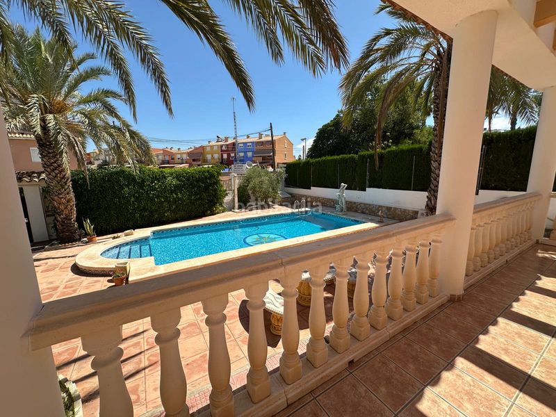 Foto 4d84c316-9ed8-4679-94a3-a79cc0086952. Xalet amb xemeneia calefacció aparcament piscina a Mutxamel