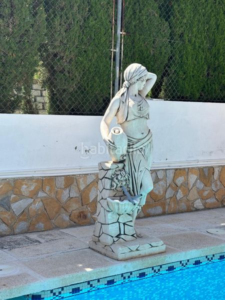Foto a1949705-fa6d-48d3-8c44-322f10f5c44a. Xalet amb xemeneia calefacció aparcament piscina a Mutxamel
