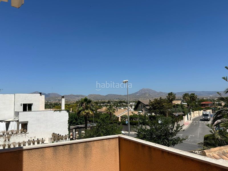 Foto bbe07fc2-c1c7-41ca-859a-6c5e572d50d1. Xalet amb xemeneia calefacció aparcament piscina a Mutxamel