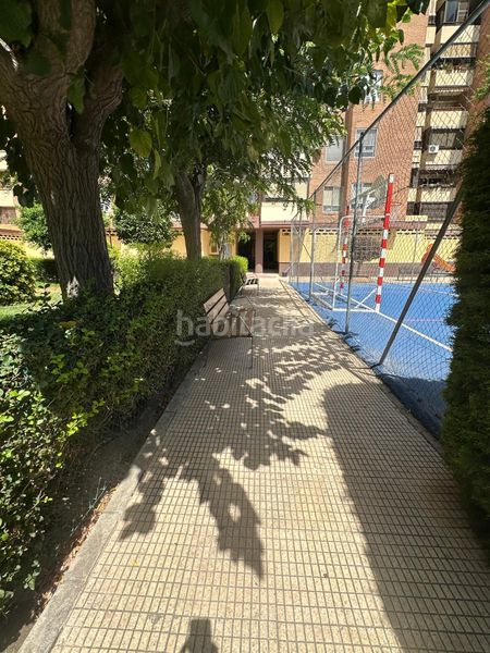 Foto 2c4cc3ee-6c75-4b4c-b66e-bd0ebcb91882. Flat in calle publicista antonio bernabeu 1a in Babel Alicante