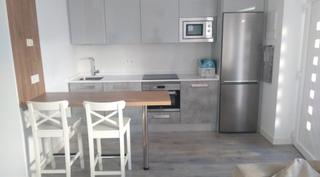 Lloguer Apartament  Calle nueva de san bernardo. Junto campus y hospitales!!
