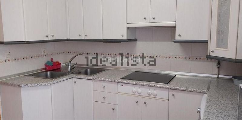 Foto 4b1c28e0-7126-4cbd-9288-40705d5f92fb. Flat with heating parking in Pizarrales Salamanca