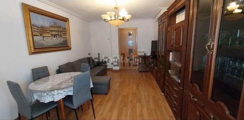 Foto 9739da3d-3999-484d-89ef-be3c029f2501. Flat with heating parking in Pizarrales Salamanca