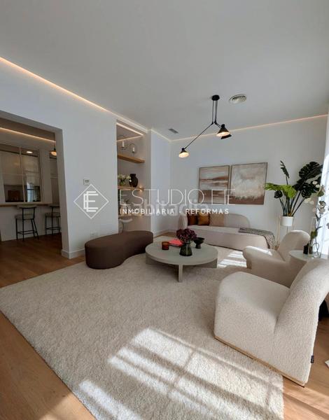 Foto 5275e8e0-7e0a-48cd-a612-74d27b6bd04a. Appartamento in calle de las tres cruces 7 in Sol Madrid