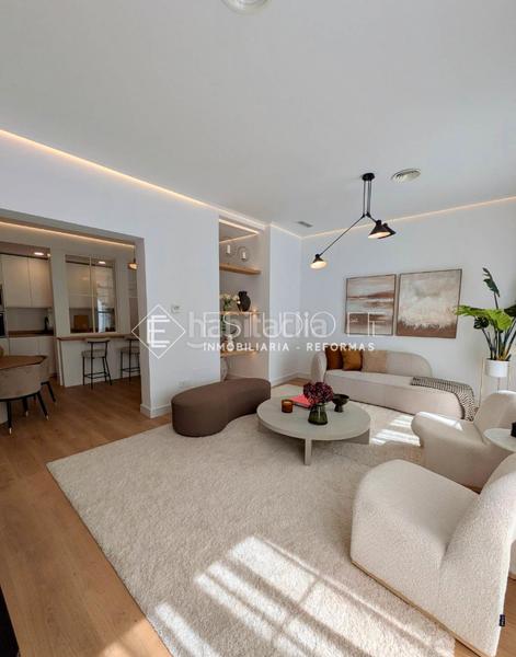 Foto 55950f10-4dfb-4934-b816-57ad3148fc50. Appartamento in calle de las tres cruces 7 in Sol Madrid