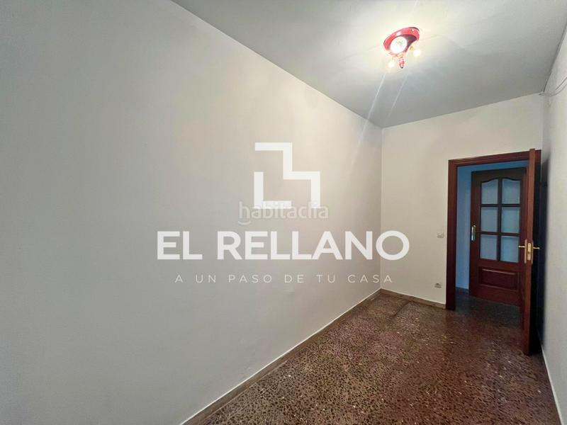 Foto 0d14c5c5-bc0d-4d79-bb8e-06472455efdd. Pis a calle estudiante 2 a Porta Barcelona