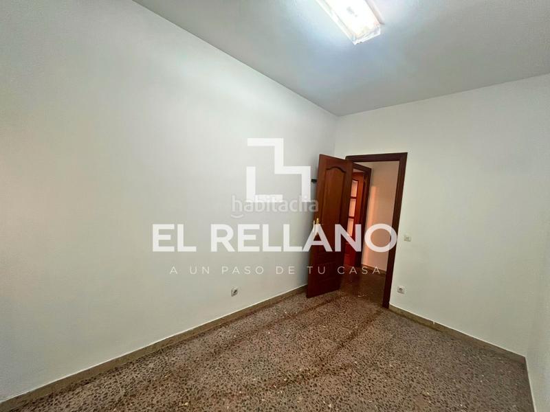 Foto 75f3e935-c85f-46ca-a608-b44b9e5f9ef6. Pis a calle estudiante 2 a Porta Barcelona