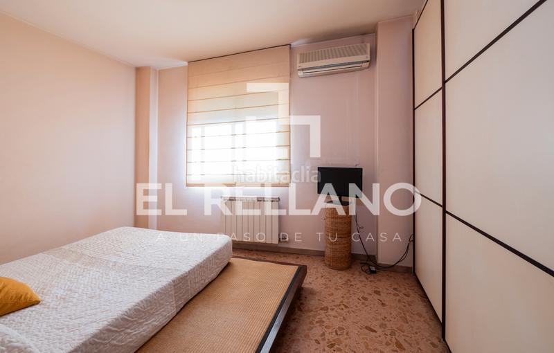 Foto 25896fc9-c135-46ee-bb80-36d8babff338. Zweistöckige wohnung mit heizung parking in Gràcia Sabadell