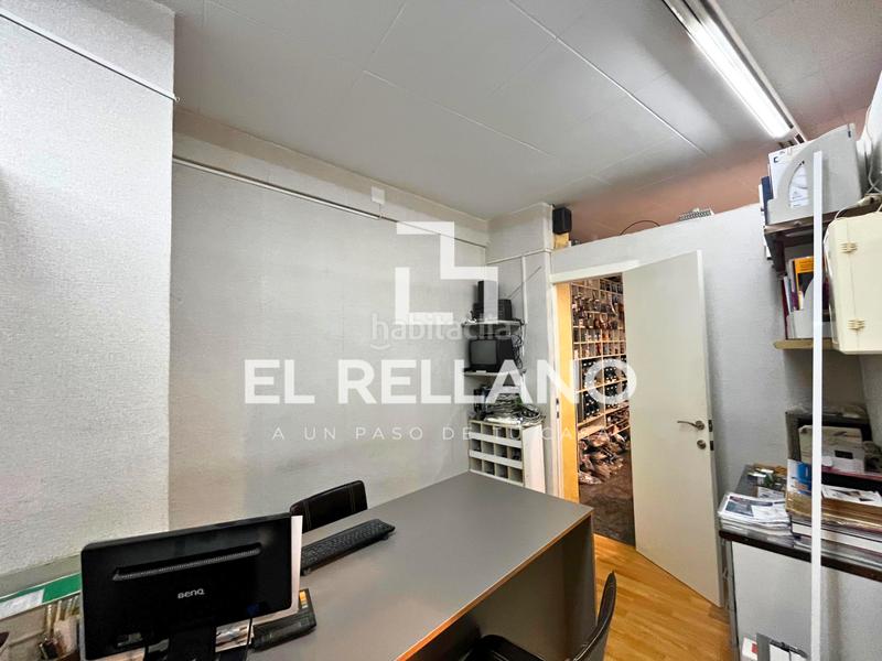 Foto 00b95425-9dd5-4545-9747-3f0e0e8f315a. Local comercial amb calefacció a Porta Barcelona