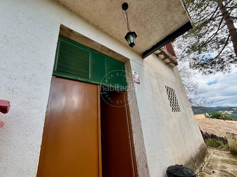 Foto 1c71be35-aae3-4c36-8b91-b5959c100b0e. House with heating in Serra Brava Lloret de Mar