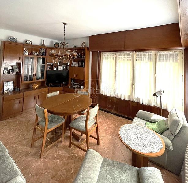 Foto 0002023d-48f7-4878-a740-948fd243f51a. Edificio in Centre Lloret de Mar