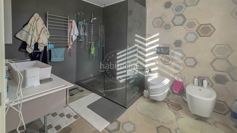 Foto 8c322929-c015-495d-9390-c6234512c162. Casa  con jardín y terraza en Mas Romeu Lloret de Mar