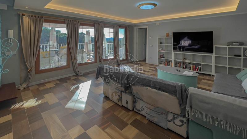 Foto a46ff8d0-2fc2-4947-b73d-7563e33e8c55. Casa  con jardín y terraza en Mas Romeu Lloret de Mar