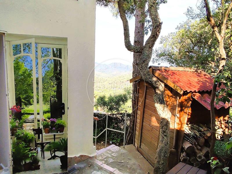 Foto 14ff2d6c-69b2-44b0-879e-52c3c460614c. House with parking pool in Serra Brava Lloret de Mar