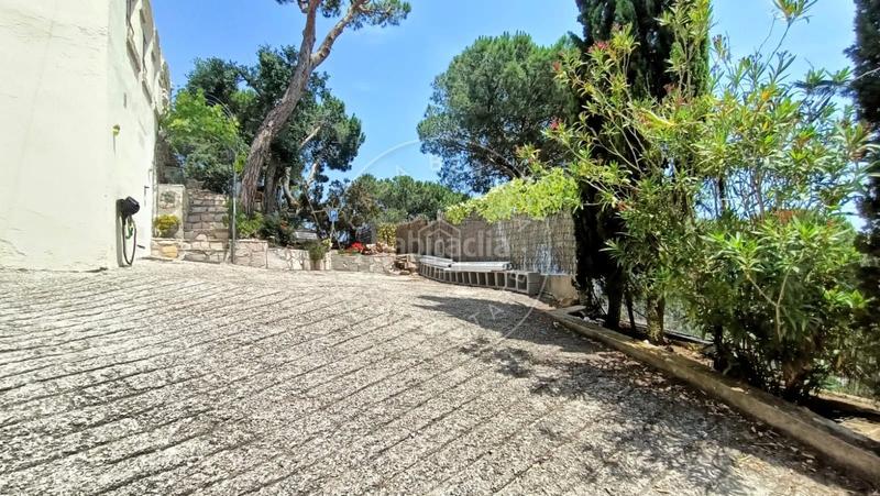 Foto 3df9d42c-a6ba-4ebf-893a-c66a785e9a4a. House with parking pool in Serra Brava Lloret de Mar