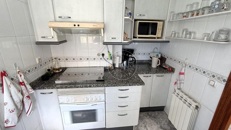 Foto 5d5b70fc-b426-4608-bea4-08d1f498c389. Piso ideal familias numerosas con parking en Fenals Lloret de Mar