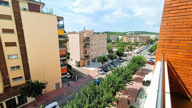 Foto 866b5ab9-d296-4c42-84b5-3a14c455575b. Piso ideal familias numerosas con parking en Fenals Lloret de Mar