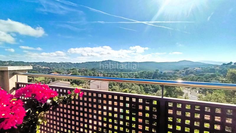 Foto 06d9113e-85fa-4a1a-8569-24cacae18598. Casa adossada amb calefacció a Aiguaviva Parc Vidreres