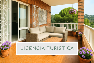 Casa a Canyelles. Doble vivienda con licencia turistica en canyelles!!!