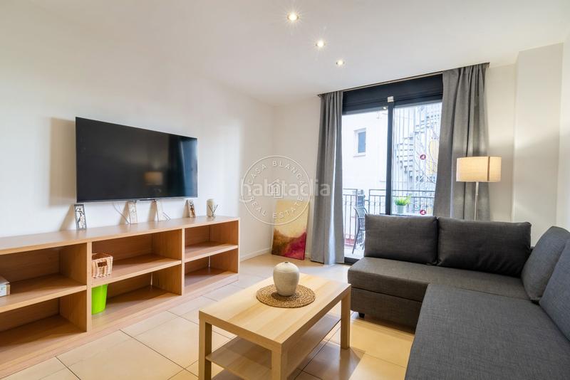 Foto f5871c92-19d5-4ca2-a5ea-ce8d77de91d1. Apartamento  con licencia turística, en Lloret de Mar