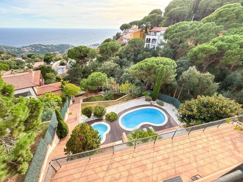 Foto 33dc8ea7-a09f-4e35-b3d5-22c0efb4b1da. Casa amb calefacció piscina a Roca Grossa Lloret de Mar