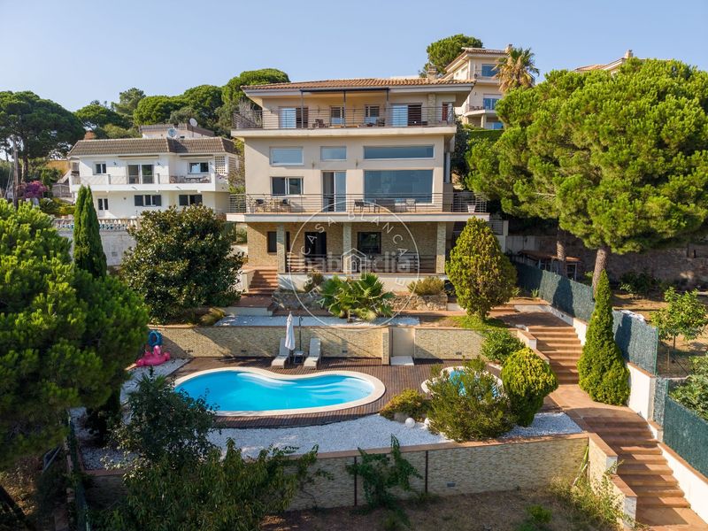 Foto ec80517a-33bc-4764-9b6e-4896d8d46b71. Casa amb calefacció piscina a Roca Grossa Lloret de Mar