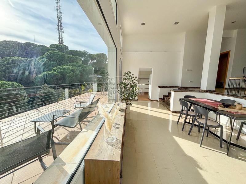 Foto f0af37e6-d50d-41b5-8991-233ec9ded6e0. Casa amb calefacció piscina a Roca Grossa Lloret de Mar