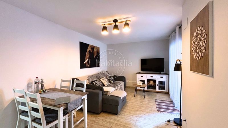 Foto 8d42a8d6-1d25-4409-8088-25981d20e1ff. Apartament amb calefacció a Centre Lloret de Mar