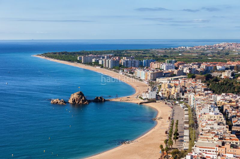 Foto 117f1ef2-c9d9-4008-ba6f-0b0e120a1dfa. Pis a residencial Blanes - vistamar Blanes