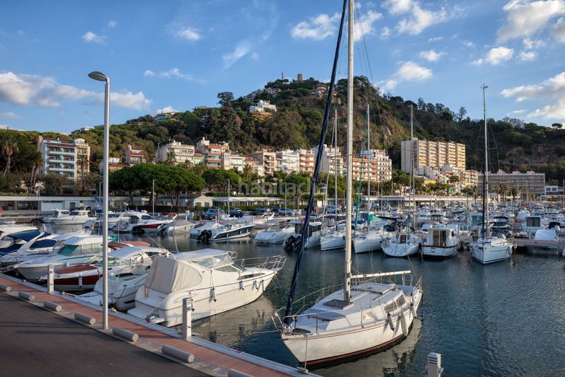 Foto d64a7691-0616-4d43-85dc-77693a383744. Pis a residencial Blanes - vistamar Blanes