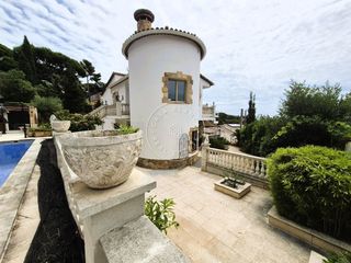 Haus  Londres. Una casa con encanto, vistas privilegiadas y múltiples espacios