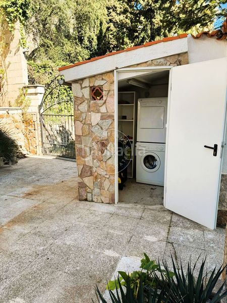 Foto 3bd2e5d7-5f9d-4740-a878-8423c078e043. Casa amb calefacció piscina a Canyelles Lloret de Mar
