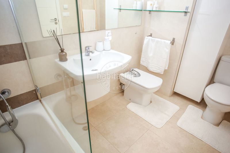 Foto 070222e7-f3cf-45fc-b257-5f3c45c0ef85. Apartament amb calefacció piscina a Santa Clotilde Lloret de Mar