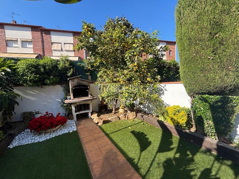 Foto e18fda06-7052-4e7c-9aec-de193b0bc0e0. Casa adossada amb calefacció a El Molí-El Rieral Lloret de Mar