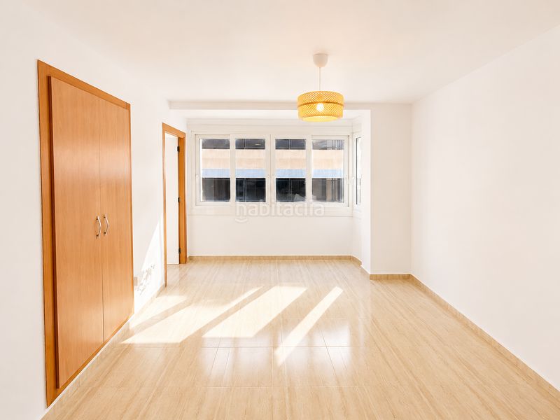 Foto d7bb2393-2a1a-47bd-867f-4ce20ec140bd. Apartament amb calefacció a Centre Lloret de Mar