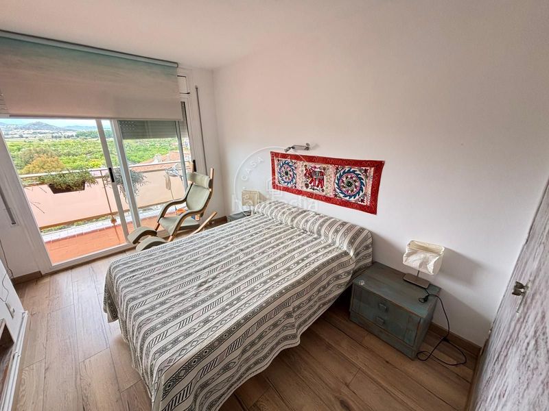 Foto 15de05cb-2d7d-488c-9f99-2e030ebd2a6e. Apartament amb calefacció piscina a Els Pins Blanes