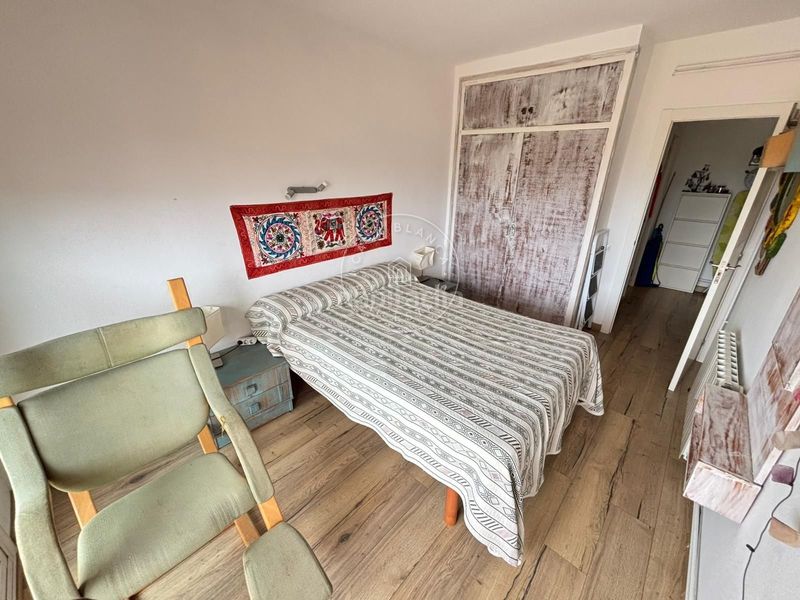 Foto d314ada0-9646-40e9-9416-3f559149754d. Apartament amb calefacció piscina a Els Pins Blanes
