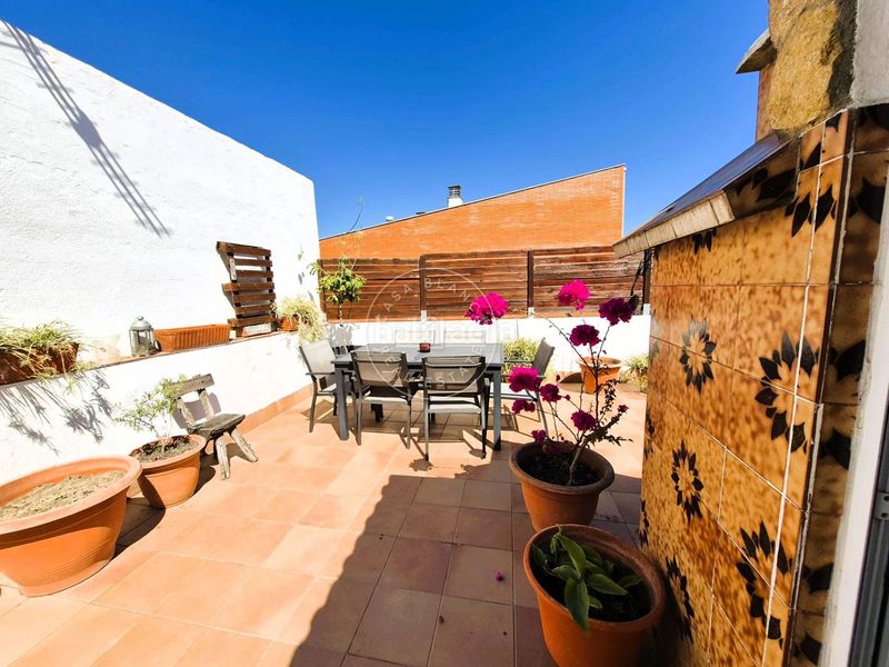 Foto c964c1c1-02a3-4b73-8ea5-d3fedb4d6ff9. Casa adossada amb calefacció a El Molí-El Rieral Lloret de Mar