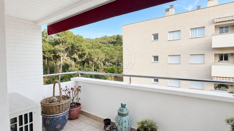 Foto f15d347d-9906-46ab-9310-9ae1b9f66d40. Dúplex amb calefacció aparcament piscina a Santa Clotilde Lloret de Mar