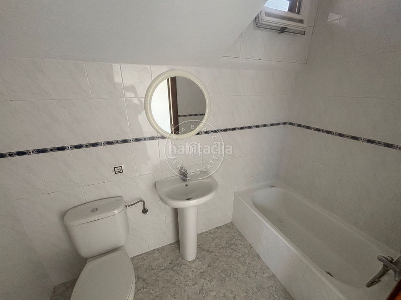 Foto 115bb689-bd80-4f4d-ad28-2a40d3c76faa. Apartament amb calefacció a Fenals Lloret de Mar
