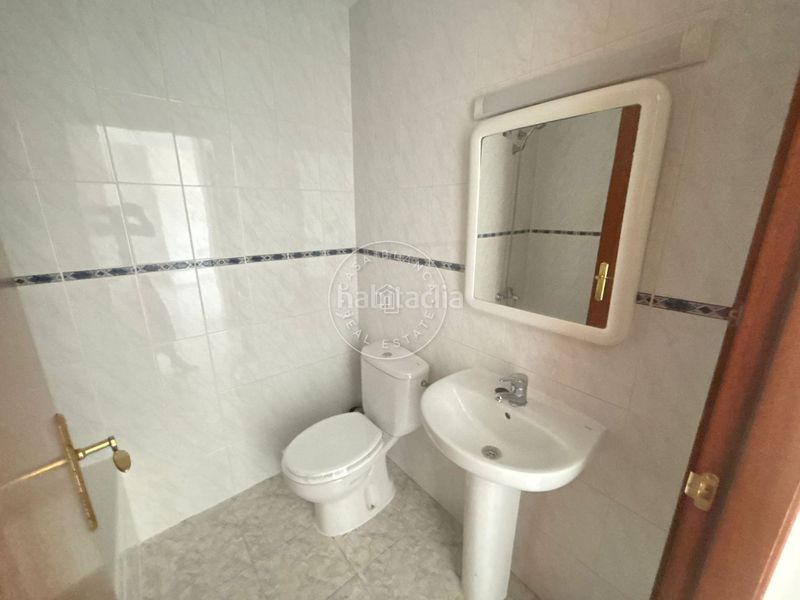 Foto 3d4befb2-738e-4240-8344-79393348c5a8. Apartament amb calefacció a Fenals Lloret de Mar