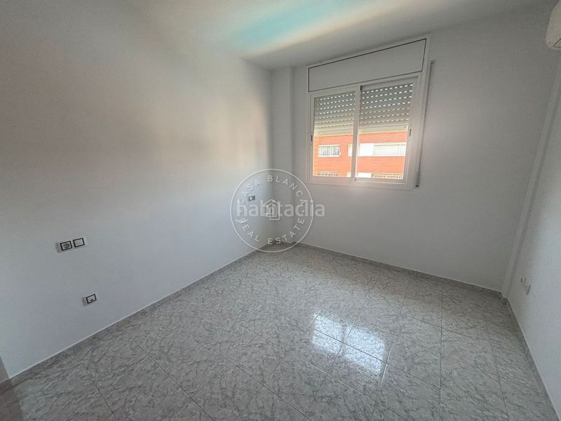 Foto 531e7930-2c2f-475d-b381-1666a2eccbae. Apartament amb calefacció a Fenals Lloret de Mar