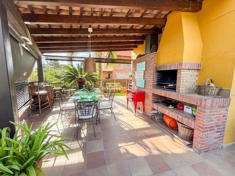Foto 79d8001e-0af1-4cd3-b74a-6b6b566e2608. Casa amb calefacció piscina a Santa Clotilde Lloret de Mar